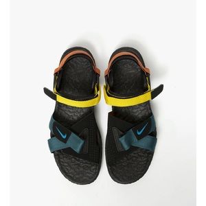 Nike Sandals. Brand New